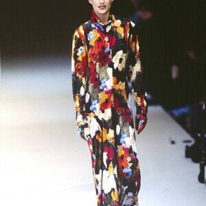 Issey Miyake AW/95 Runway Multicolour Floral Velvet Turtleneck Top